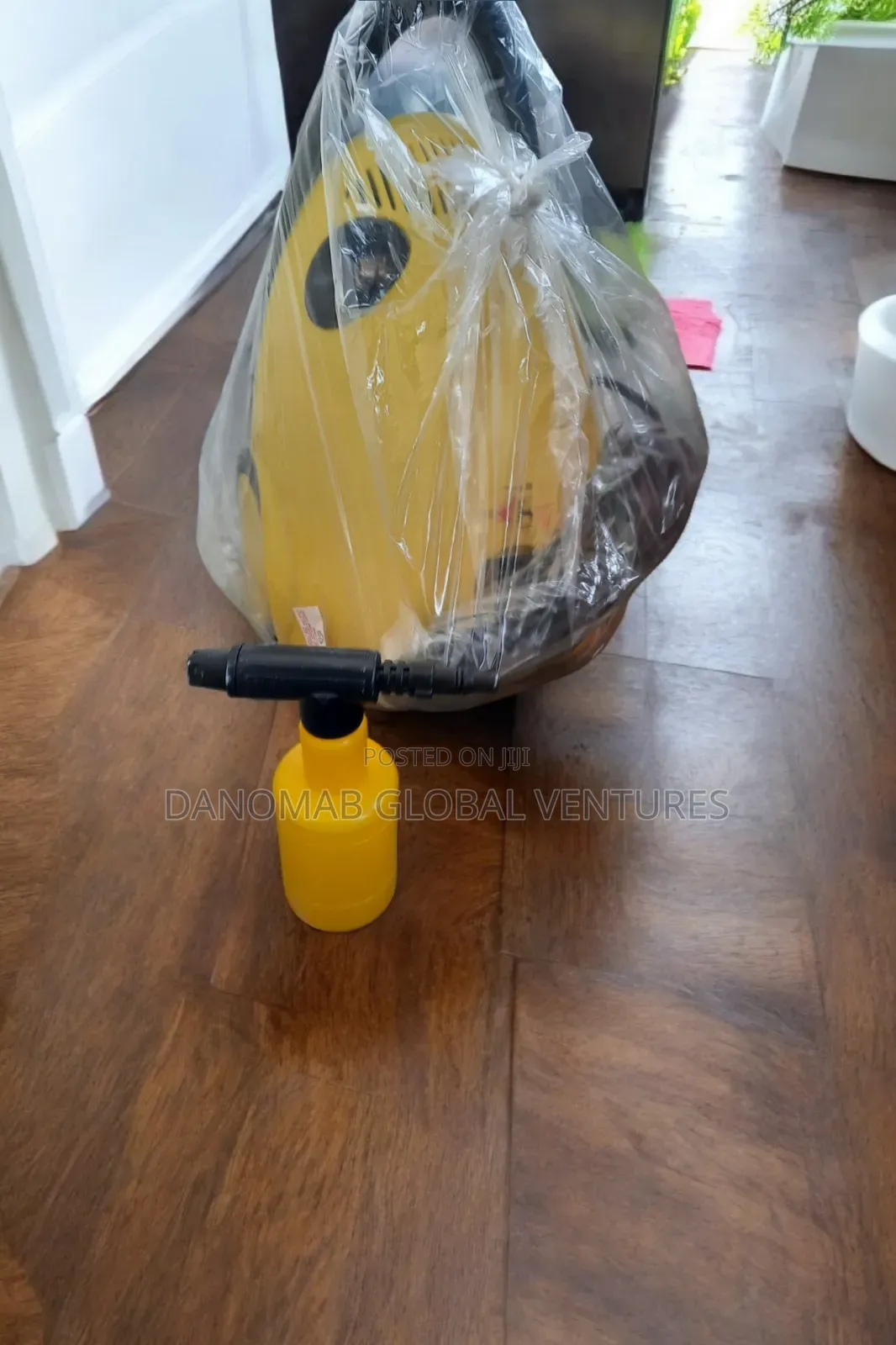 Nutool Npw1550 High Pressure Washer With Soap Container
