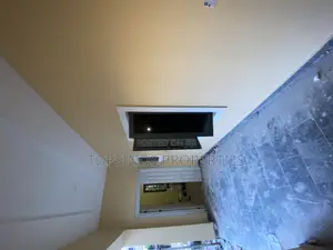 2bdrm Block of Flats in Dawaki for rent