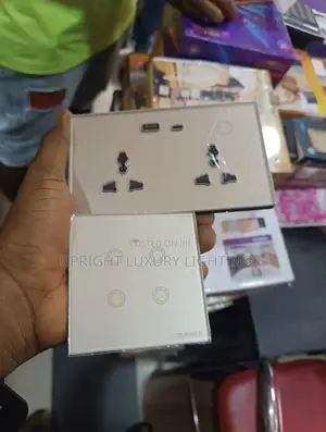 4gang and 13amps Double Smart Wifi Switches