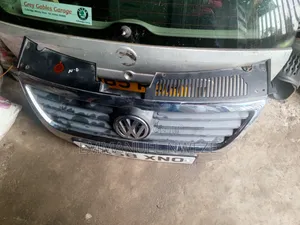 Passat Fsi Front Grill