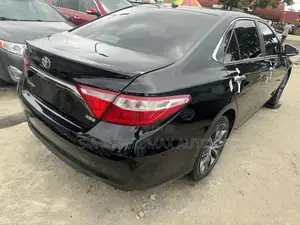 Toyota Camry 2016 Black