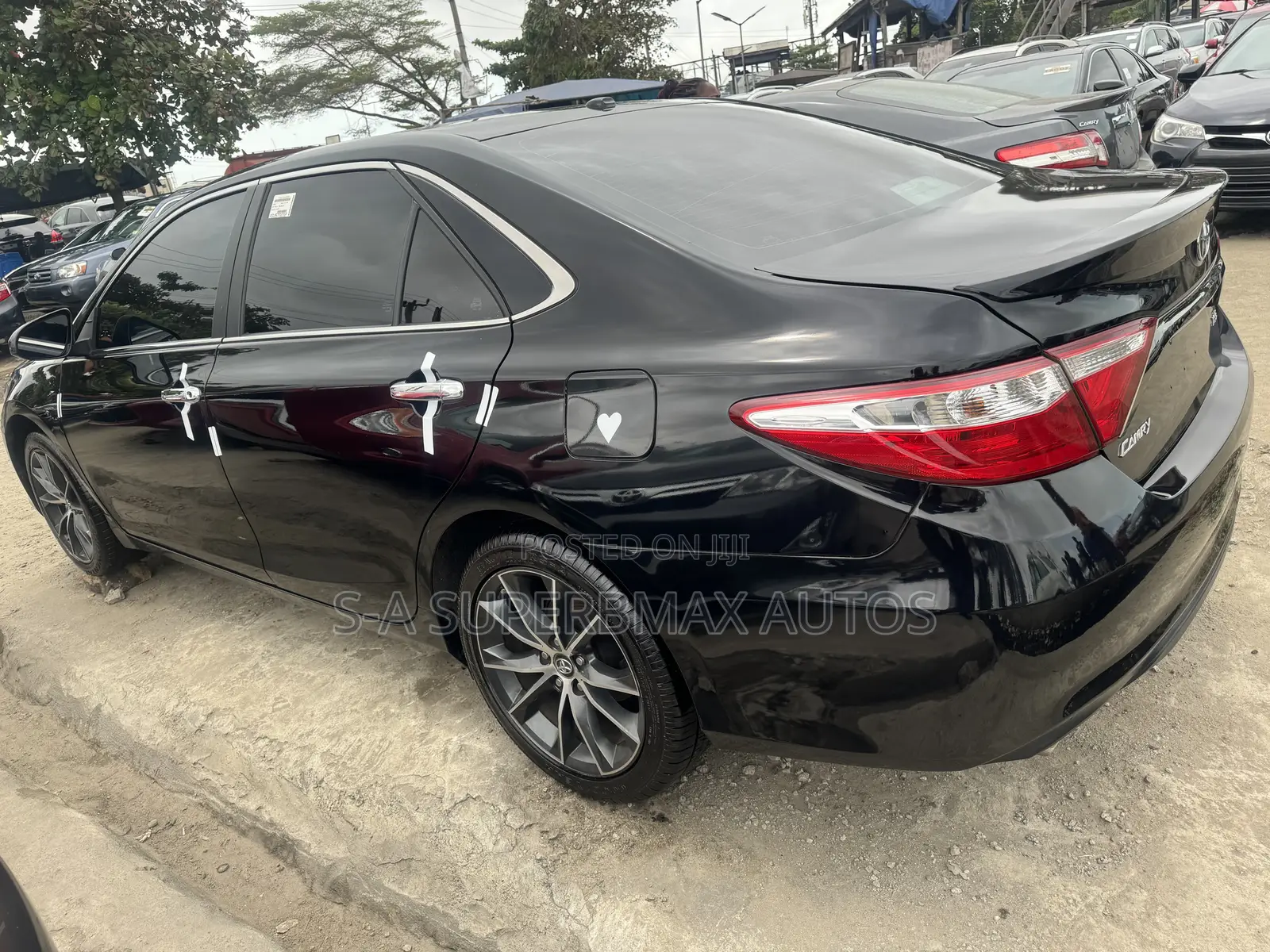 Toyota Camry 2016 Black