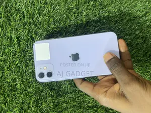 Apple iPhone 11 64 GB Blue