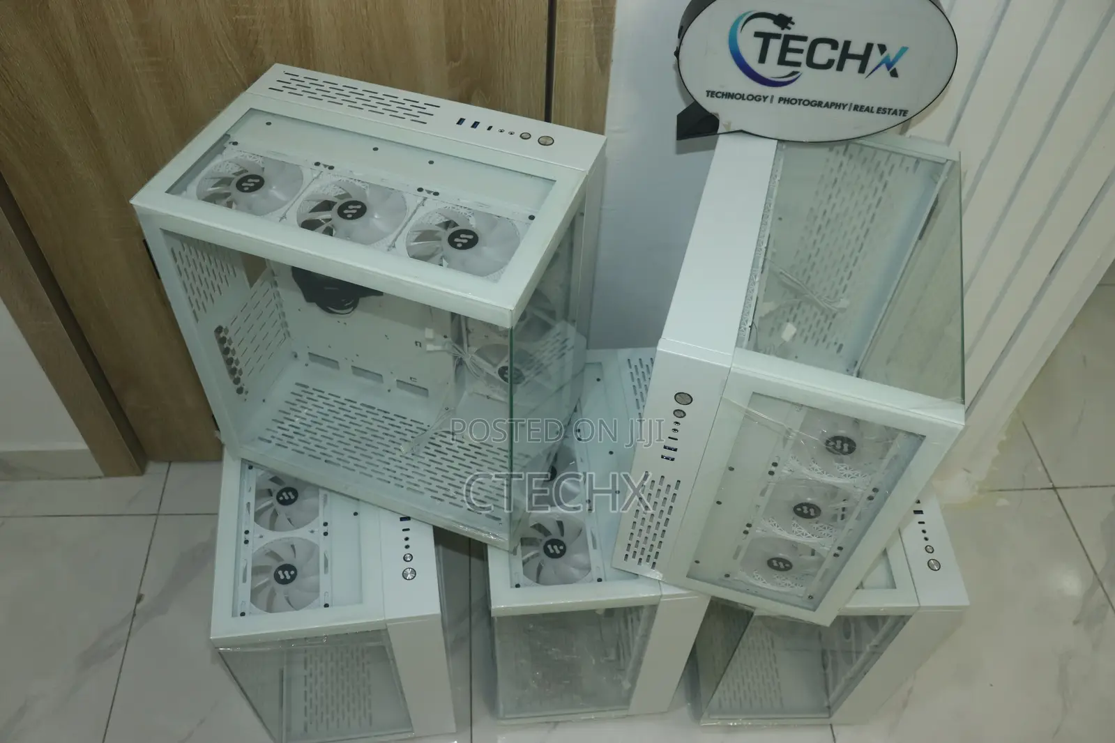 Gaming Computer Case With 6 RGB Fans White