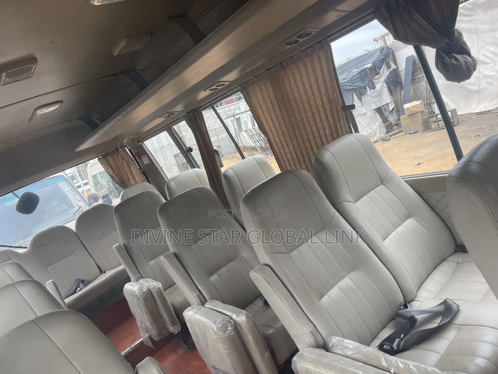 Toyota Coaster 2014 Gold