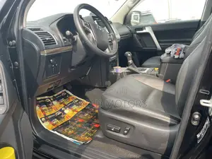 Toyota Land Cruiser Prado 2023 Black