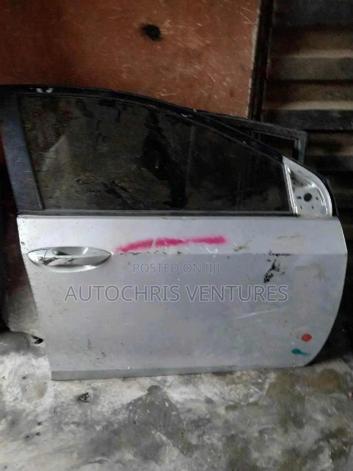 Door Corolla 2014