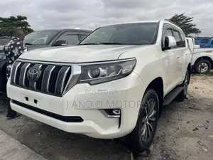 Toyota Land Cruiser Prado 2022 White