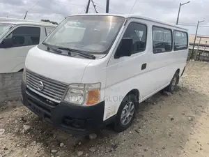 Nissan Caravan (Urvan) 2009 White