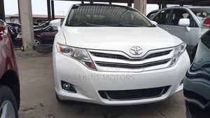Photo - Toyota Venza 2014 White