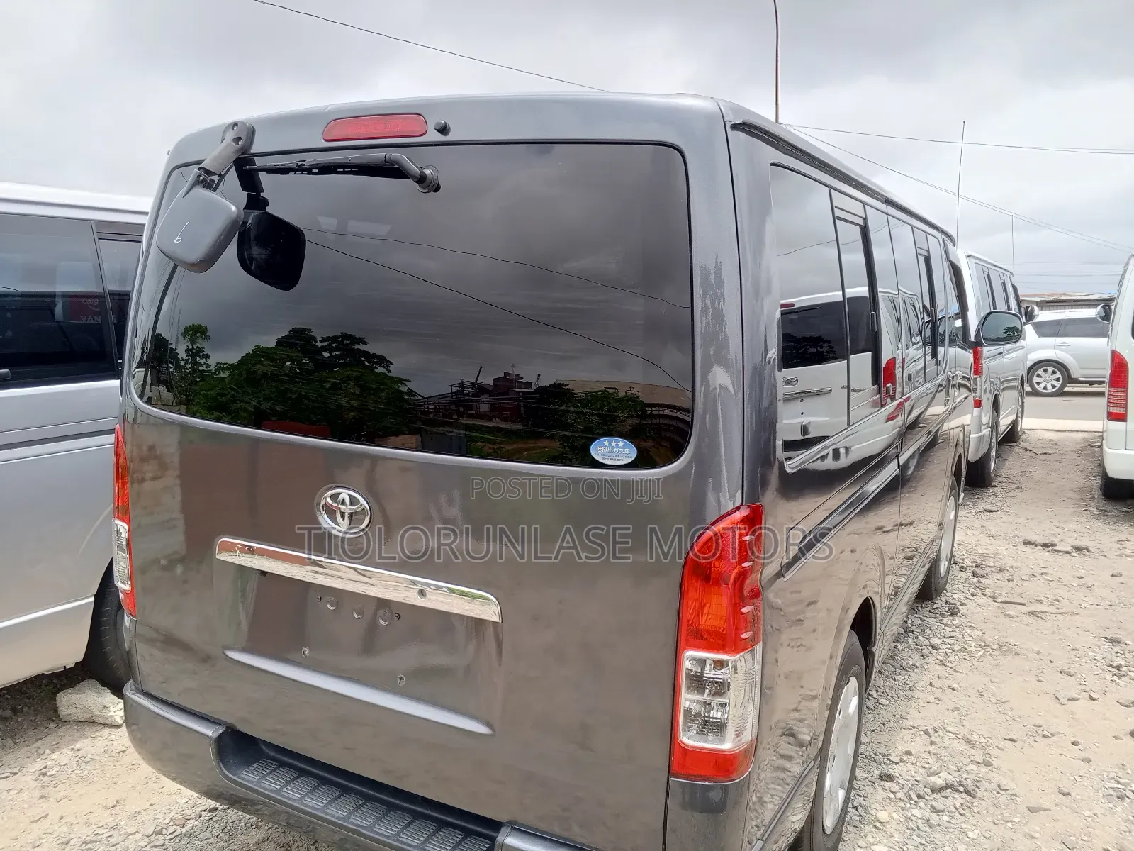 Toyota HiAce 2010 Grey