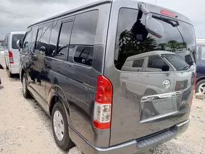 Toyota HiAce 2010 Grey