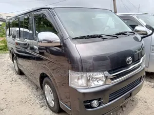 Toyota HiAce 2010 Grey