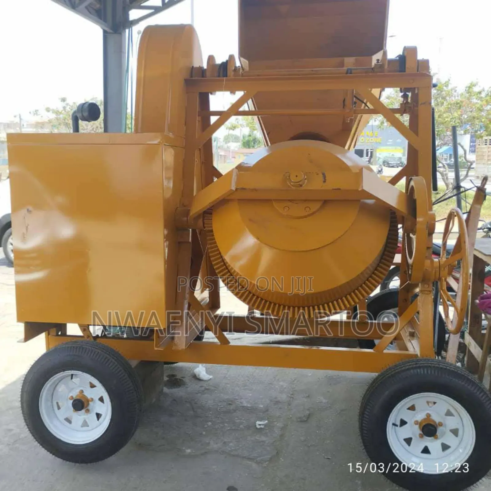 Concrete Mixer With Host Self Load