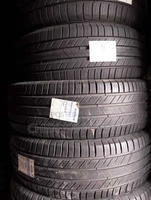 285/65/18 Michelin Tire