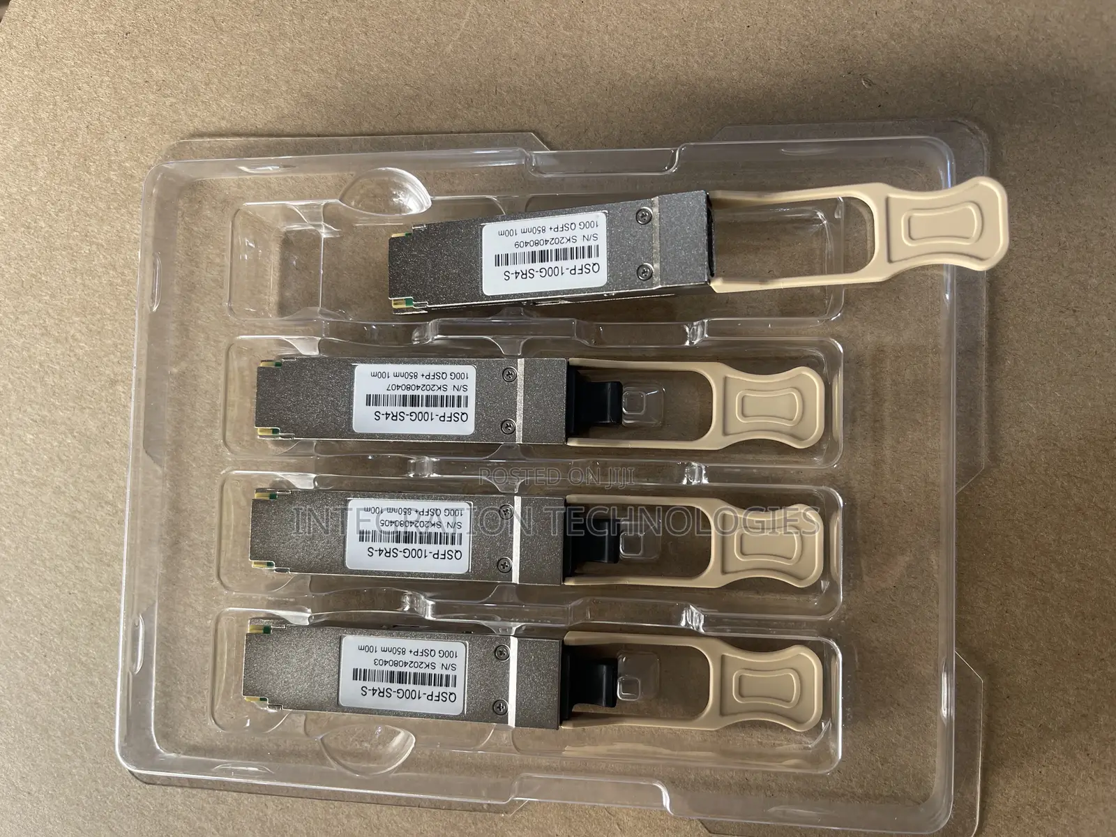 QSFP-100g-Sr4-S 100G SFP Module S-Class