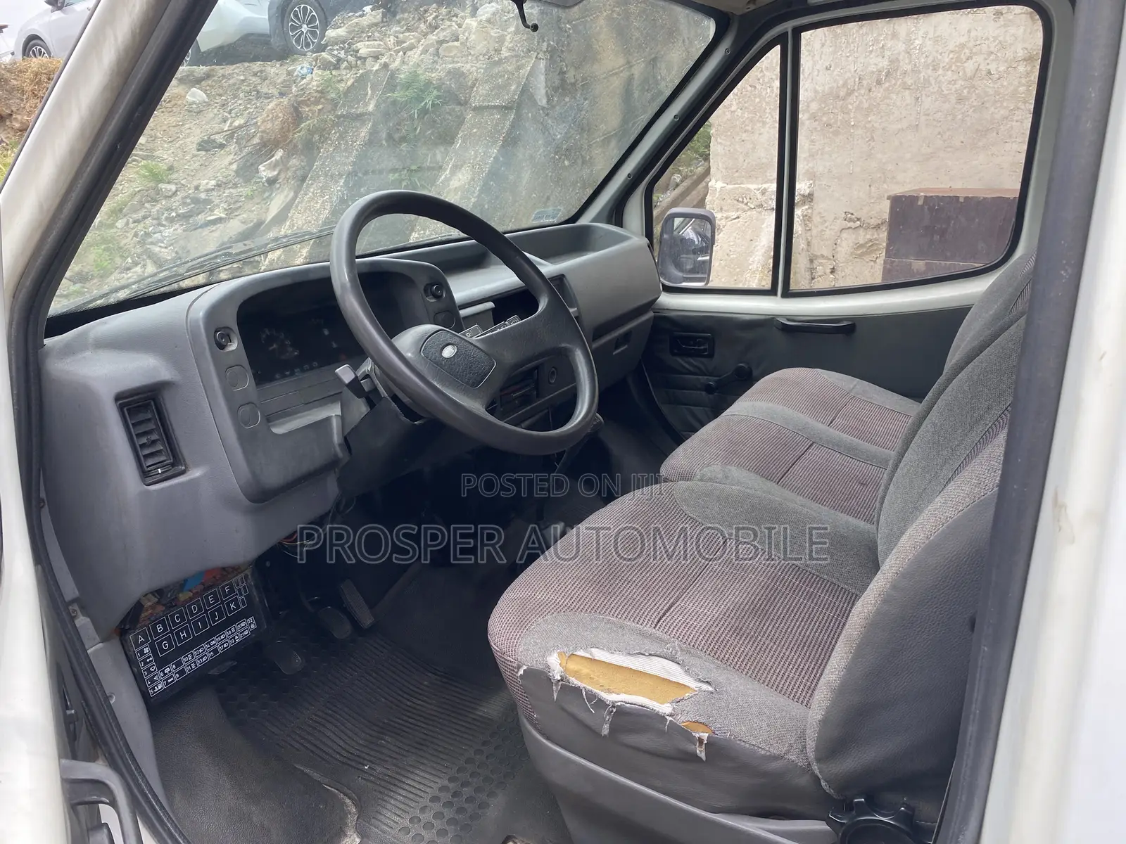 Ford Transit 2004 White