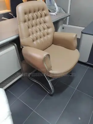 Imported Quality Executive Office Visitors Chair