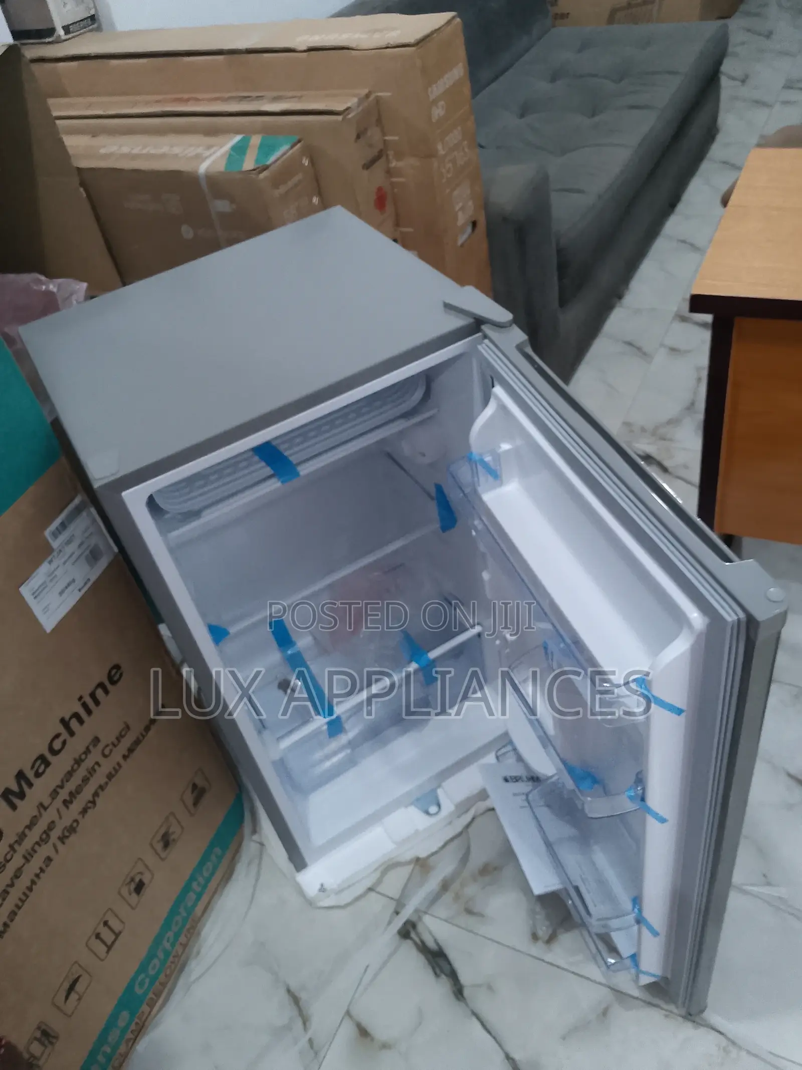 Nice and Portable Bruhm 90L Refrigerator