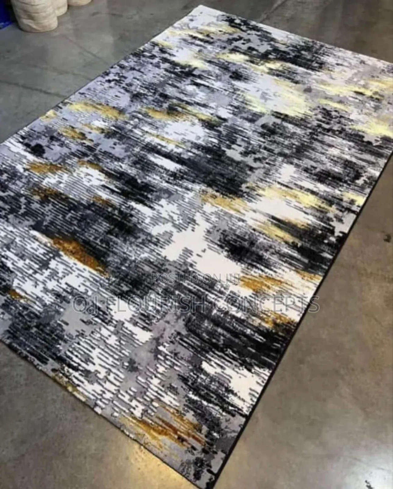 Unique Centre Rug