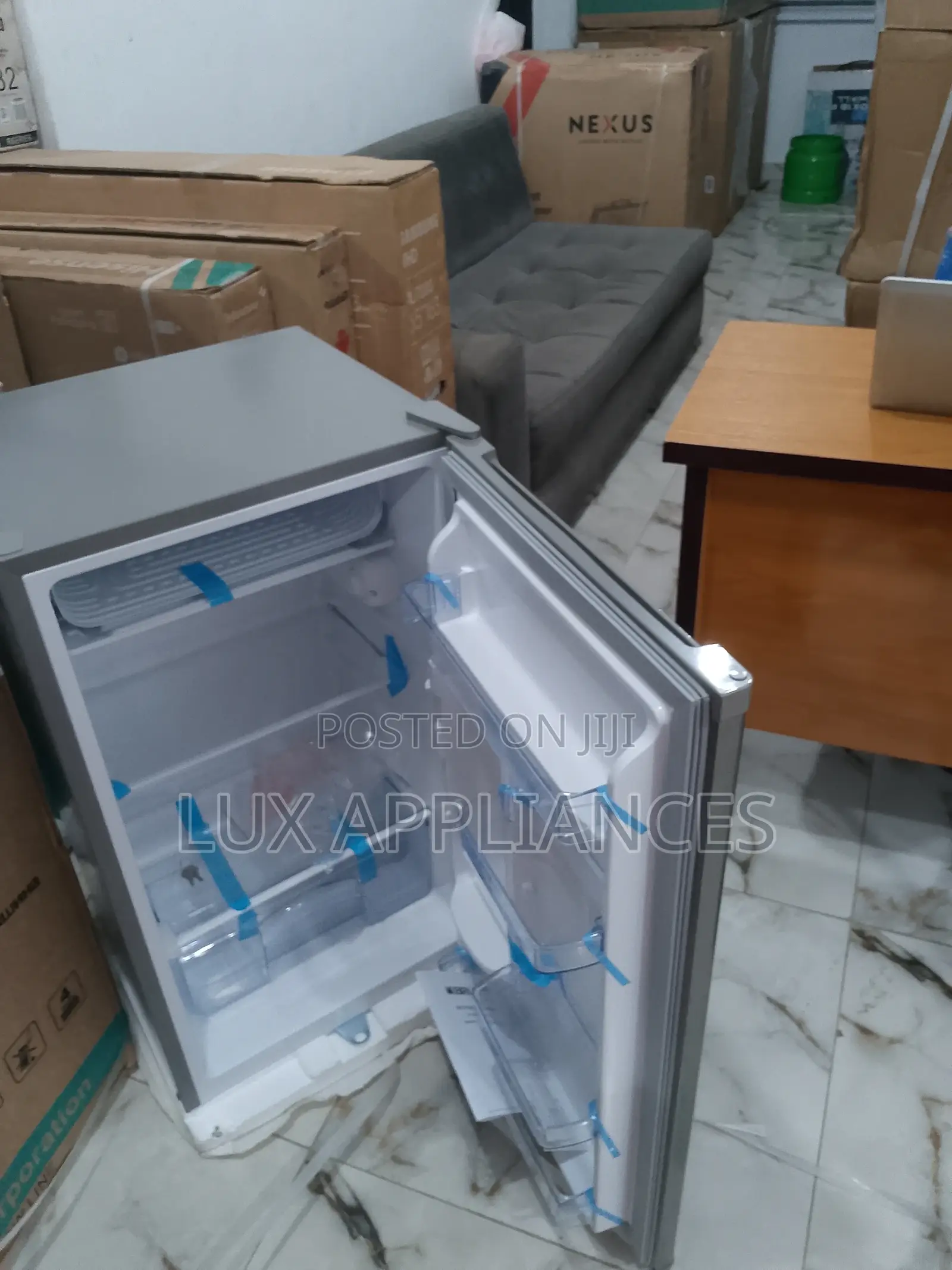 Standard Bruhm 90 Litres Refrigerator