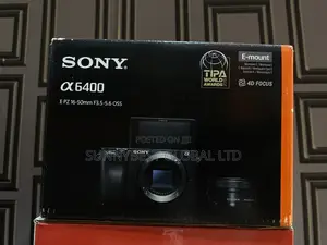 Sony A6400 With 16-50mm Lens