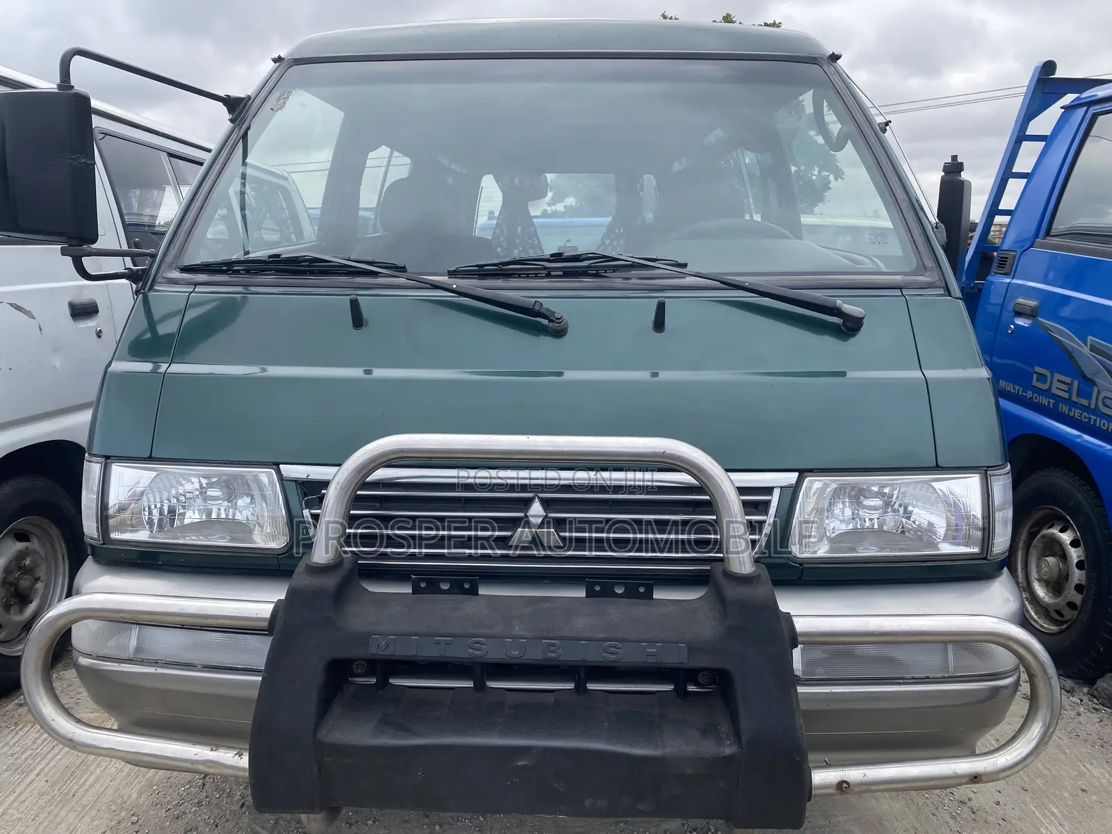 Mitsubishi Delica 2010 Green