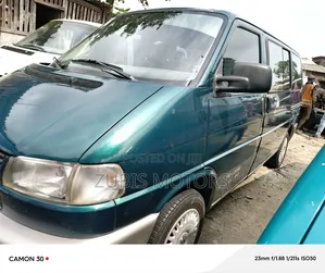 Volkswagen Transporter 2005 Green