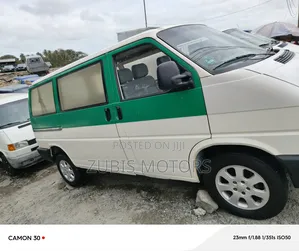Volkswagen Transporter 2005 White