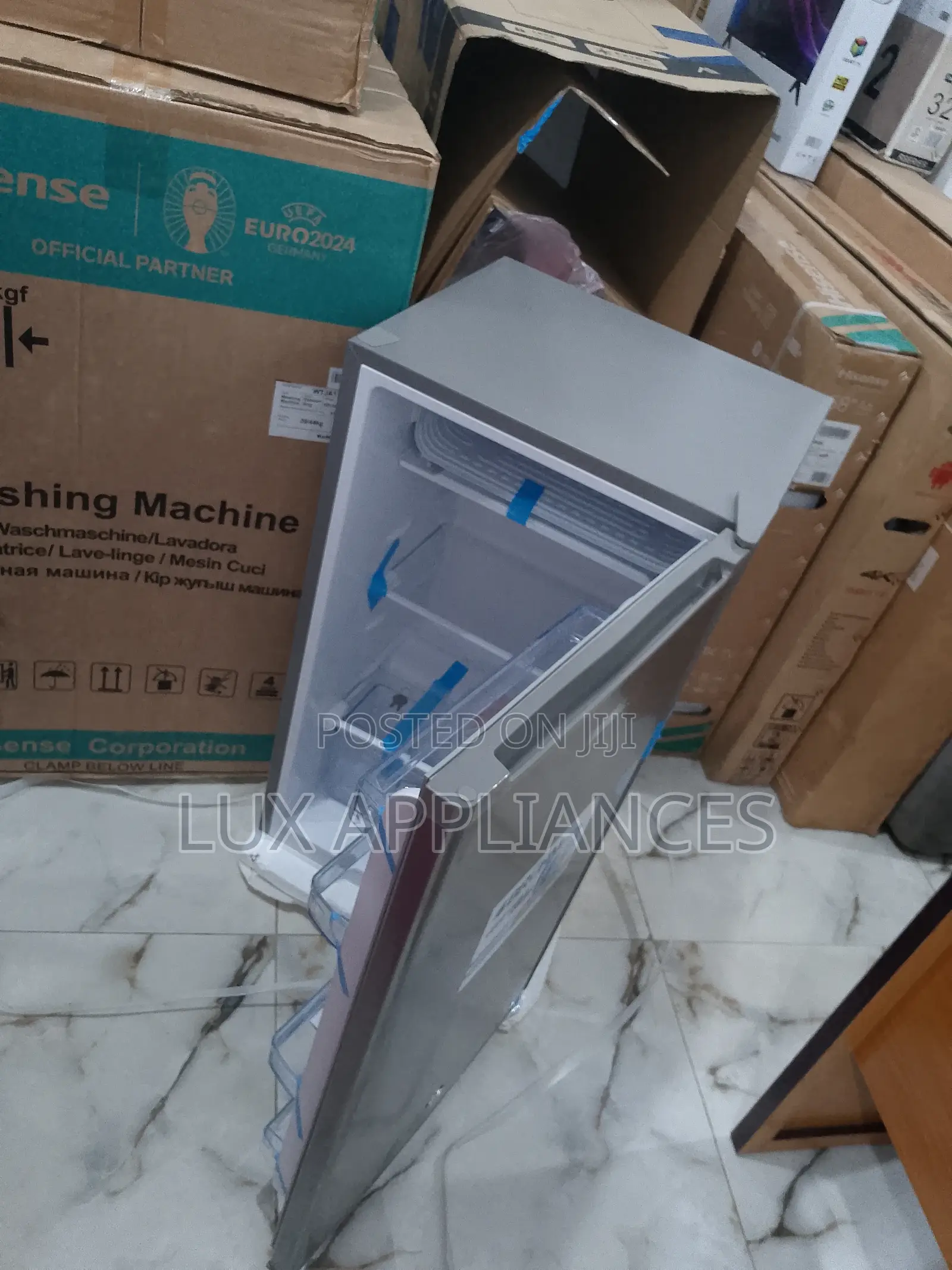 Quality Portable 90 Litres Refrigerator