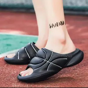 Fashionable High Quality Slide Slippers