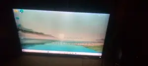 43 Inches Uhd Monitor