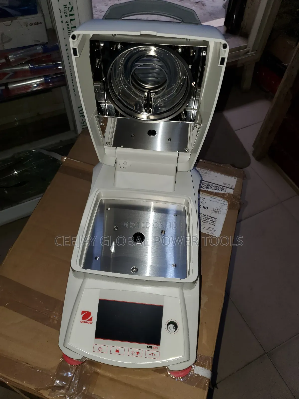 Moisture Analyzer