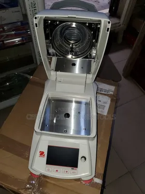 Moisture Analyzer