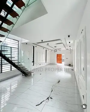 5bdrm Duplex in Lekki for sale
