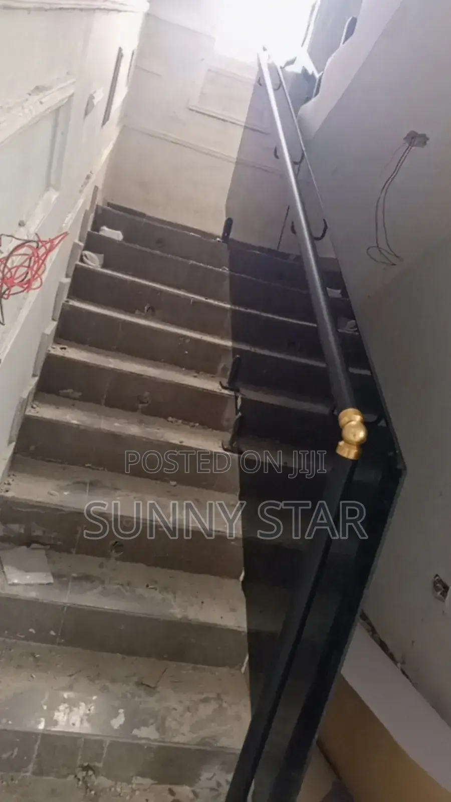 Step Frameless Glass Rails