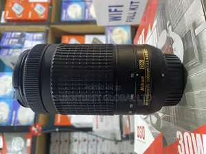 Nikon Dx 70-300mm Zoom Lens