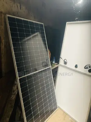 650w Canadian Solar Panel 144c