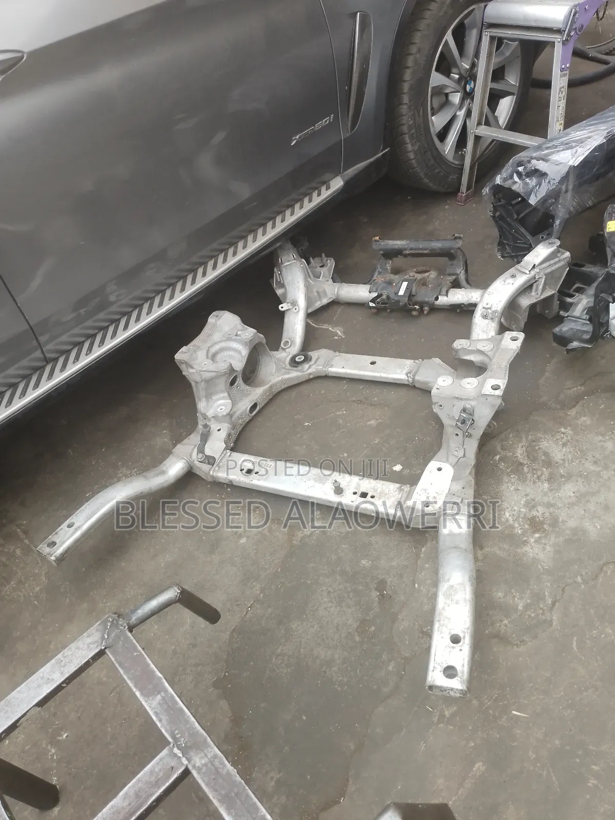 Front Beam Range Rover 2015