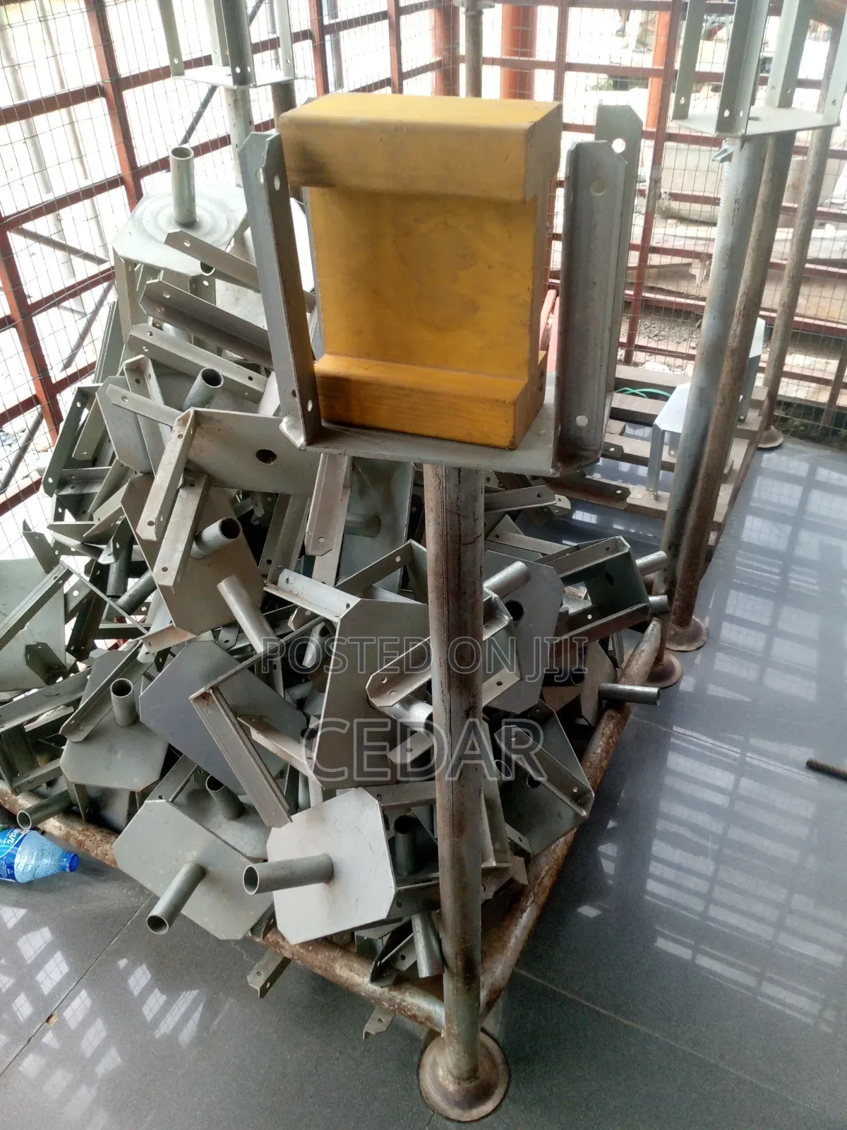 Peri Beam Hangers