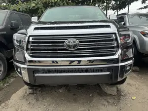 Toyota Tundra 2018 Brown