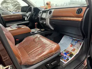 Toyota Tundra 2017 Brown