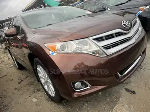 Toyota Venza AWD 2010 Brown