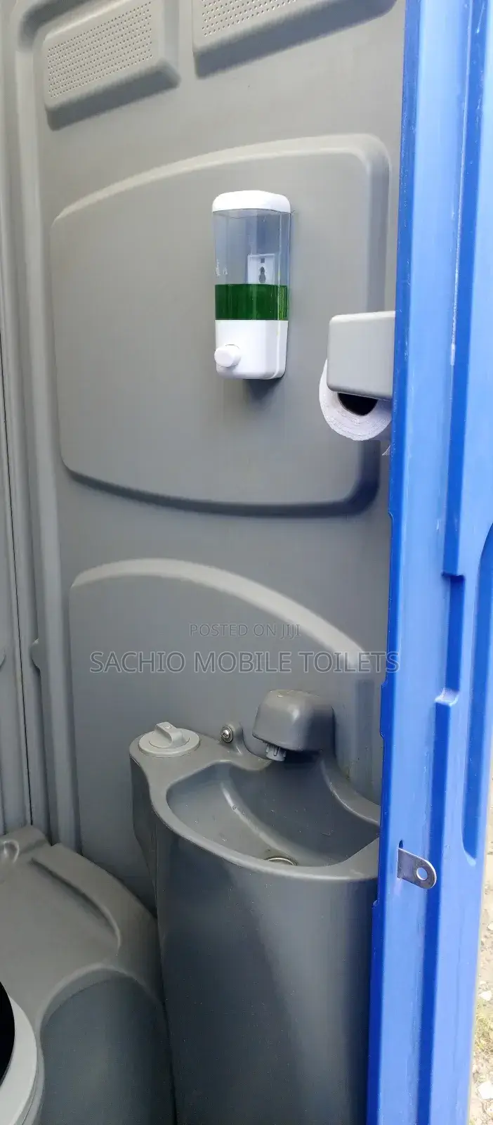 Top-Quality Mobile Restrooms for Lagos Construction Crews