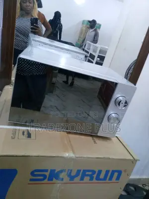 Quality Hisense 700W 20L Microwave Oven