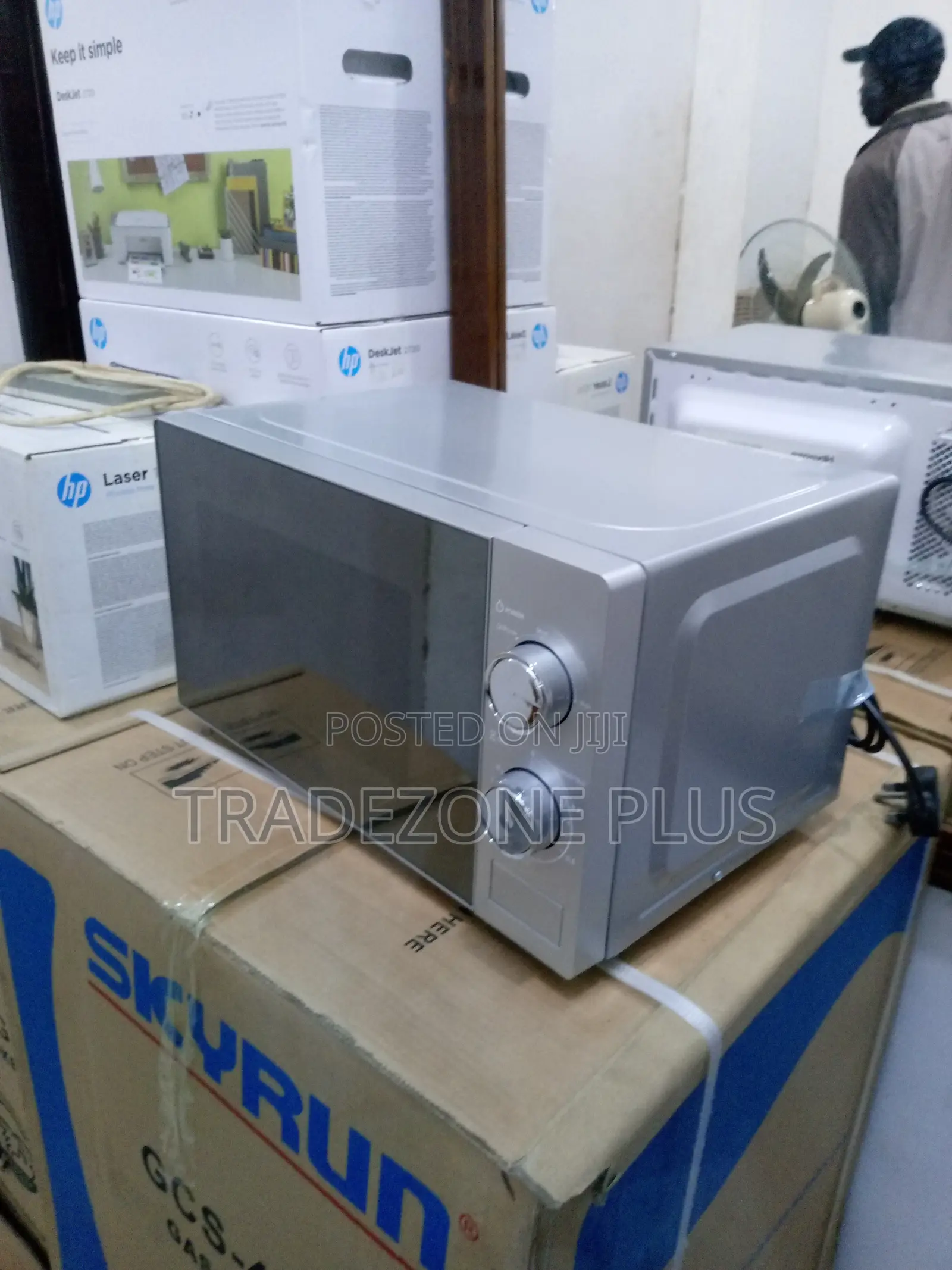 Effective H20moms10 Silver 20L Microwave Oven