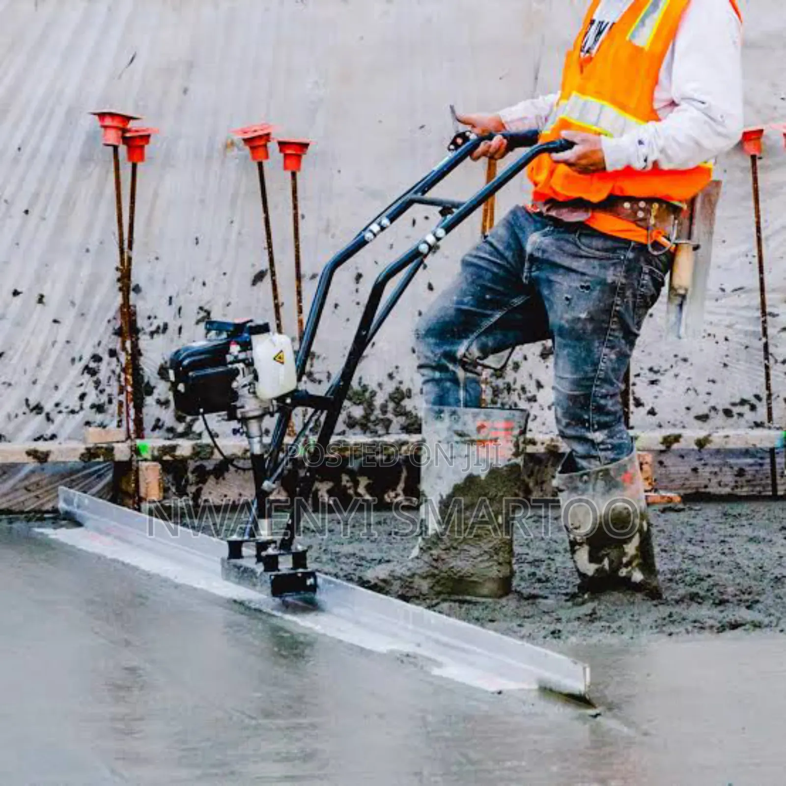 Petrol Power Floating Machine