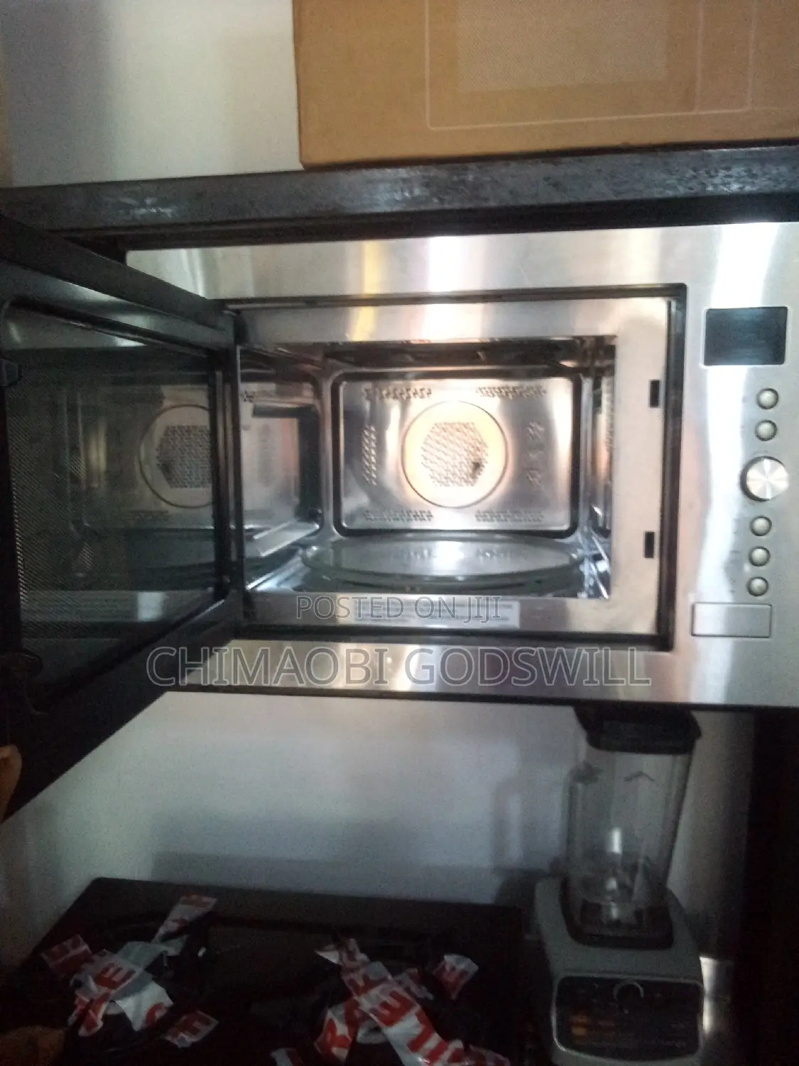 Cabinet Microwave
