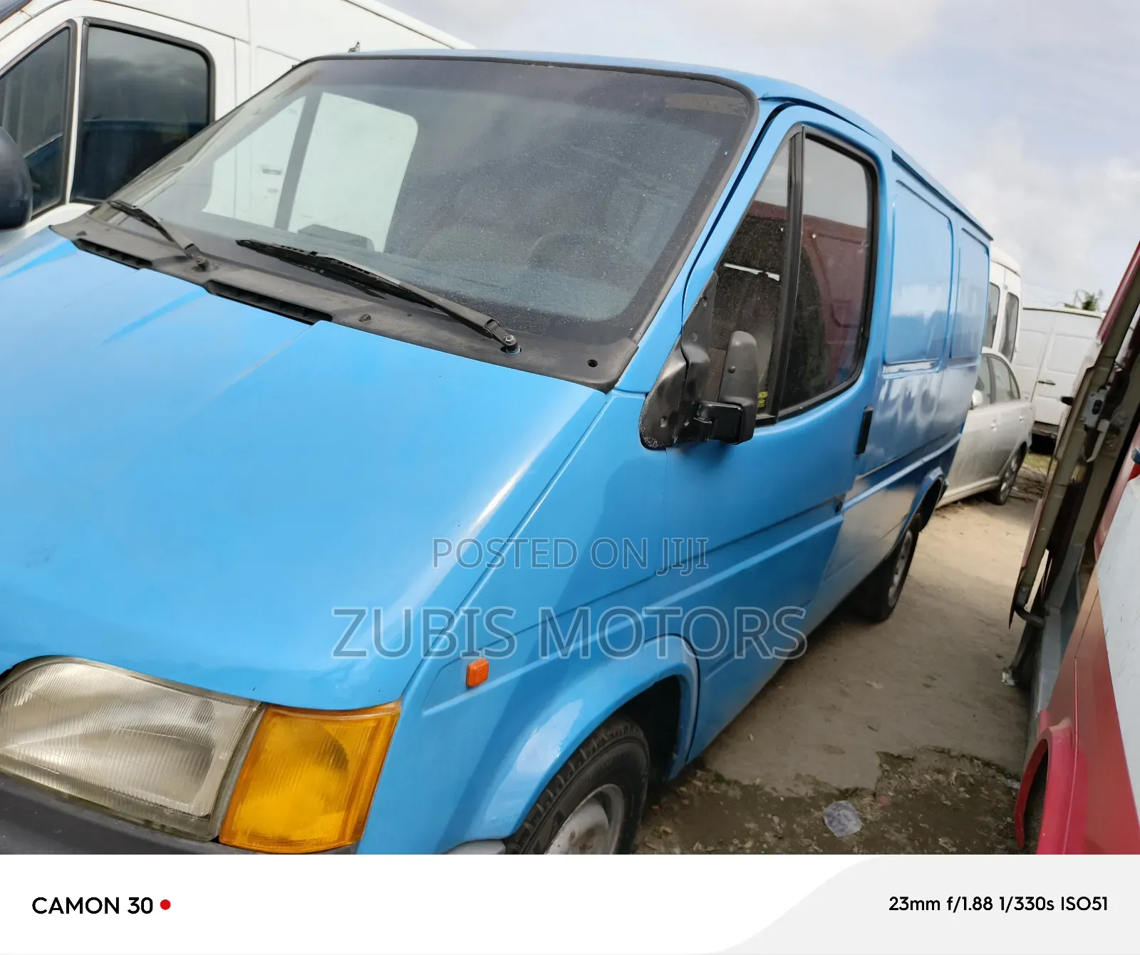 Ford Transit 2000 Blue