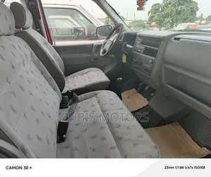 Volkswagen Transporter 2005 Red